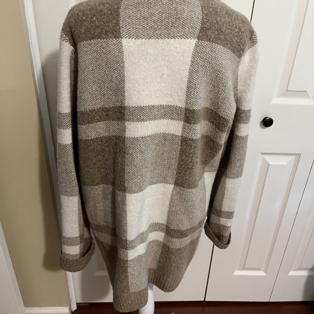 Cyrus Long Sweater - Picture 3 of 3